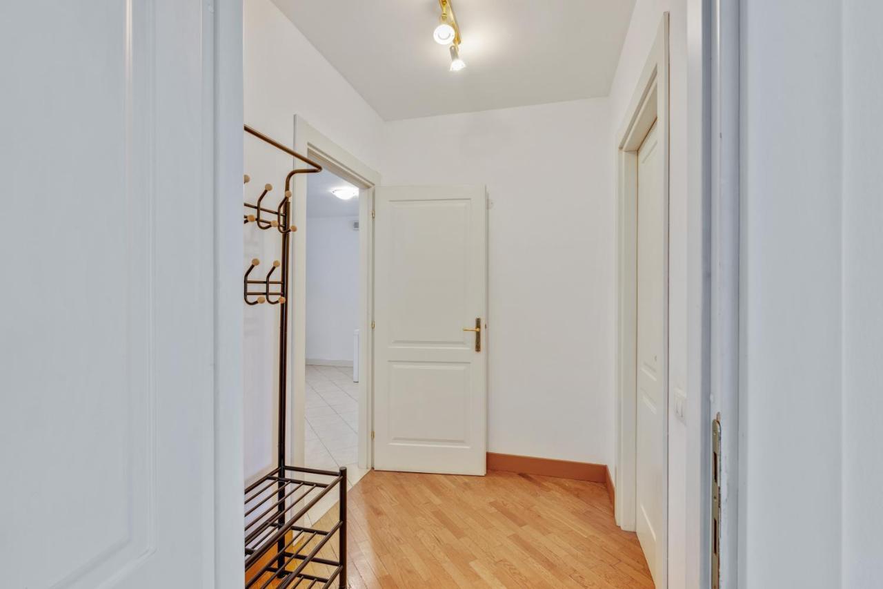Il Broletto Apartment - Affitti Brevi Italia Lecco Exterior foto